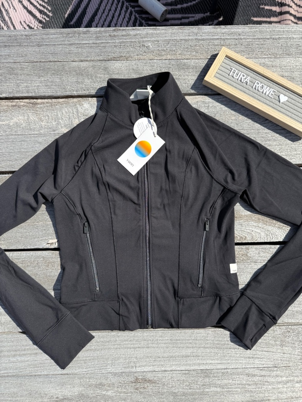 Vuori AllTheForm Fitness Jacket Black Medium Women's Zip Athletic Jacket NWT